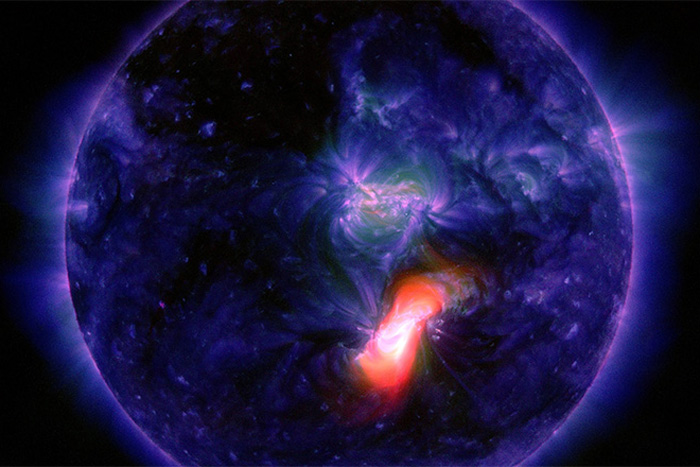 Sun Blasts Flare at Earth: New Year's Eve Storm?